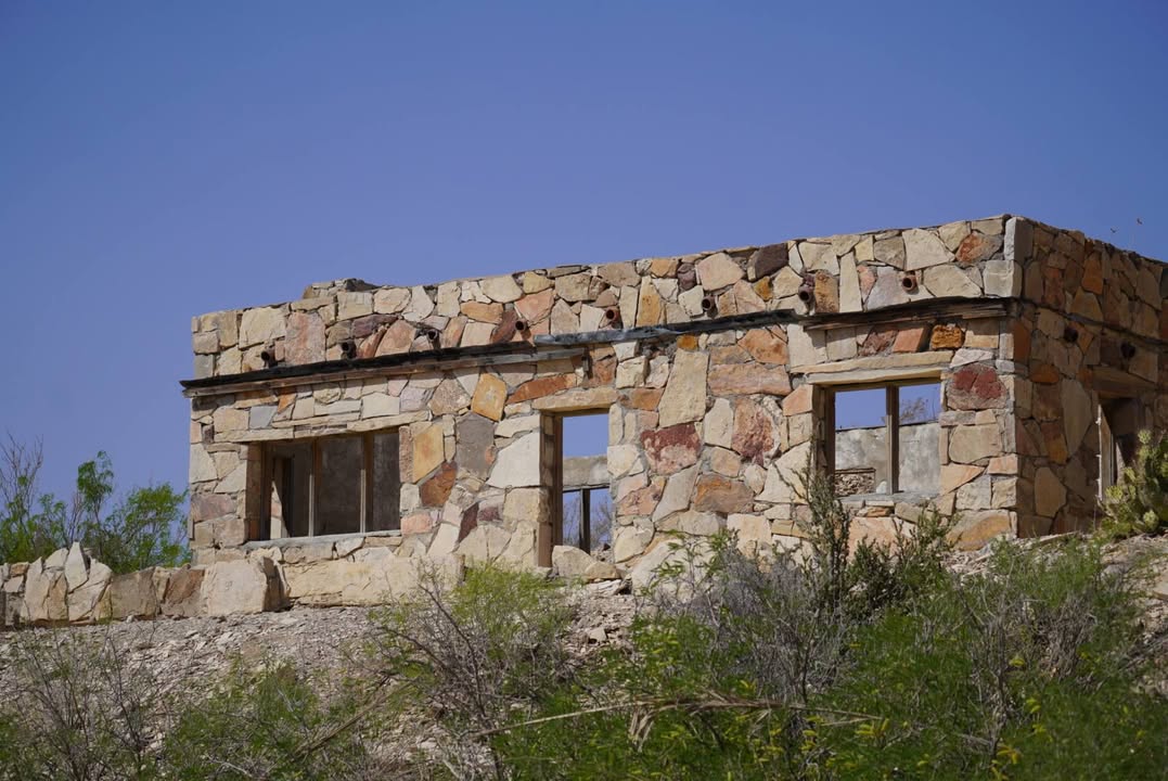 Daniel Ranch Old Structure