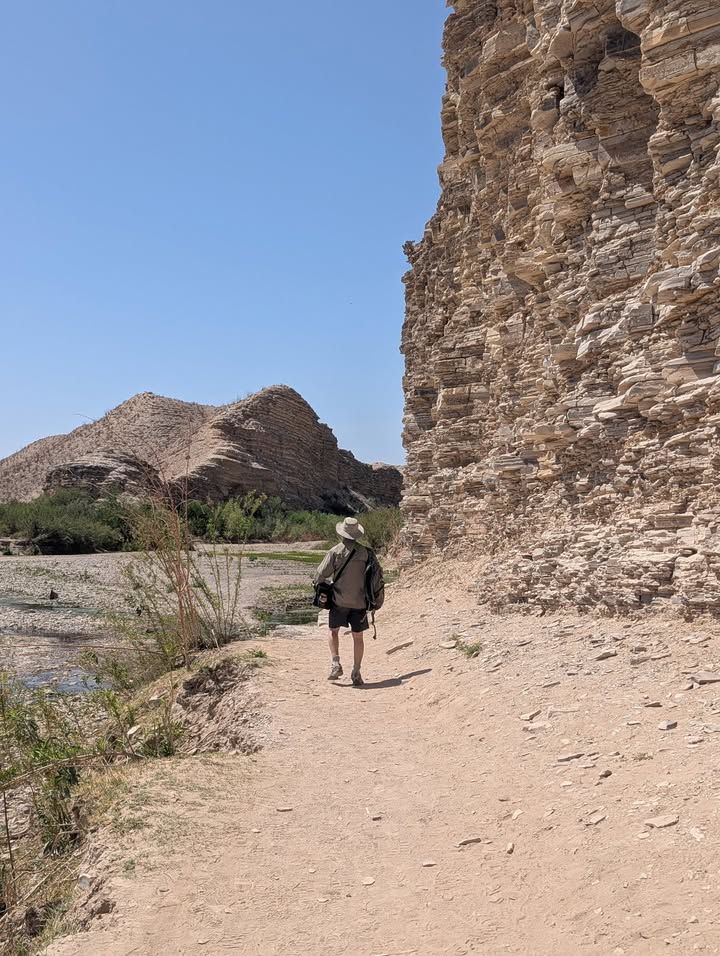 Trail for the Big Bend Hot Springs