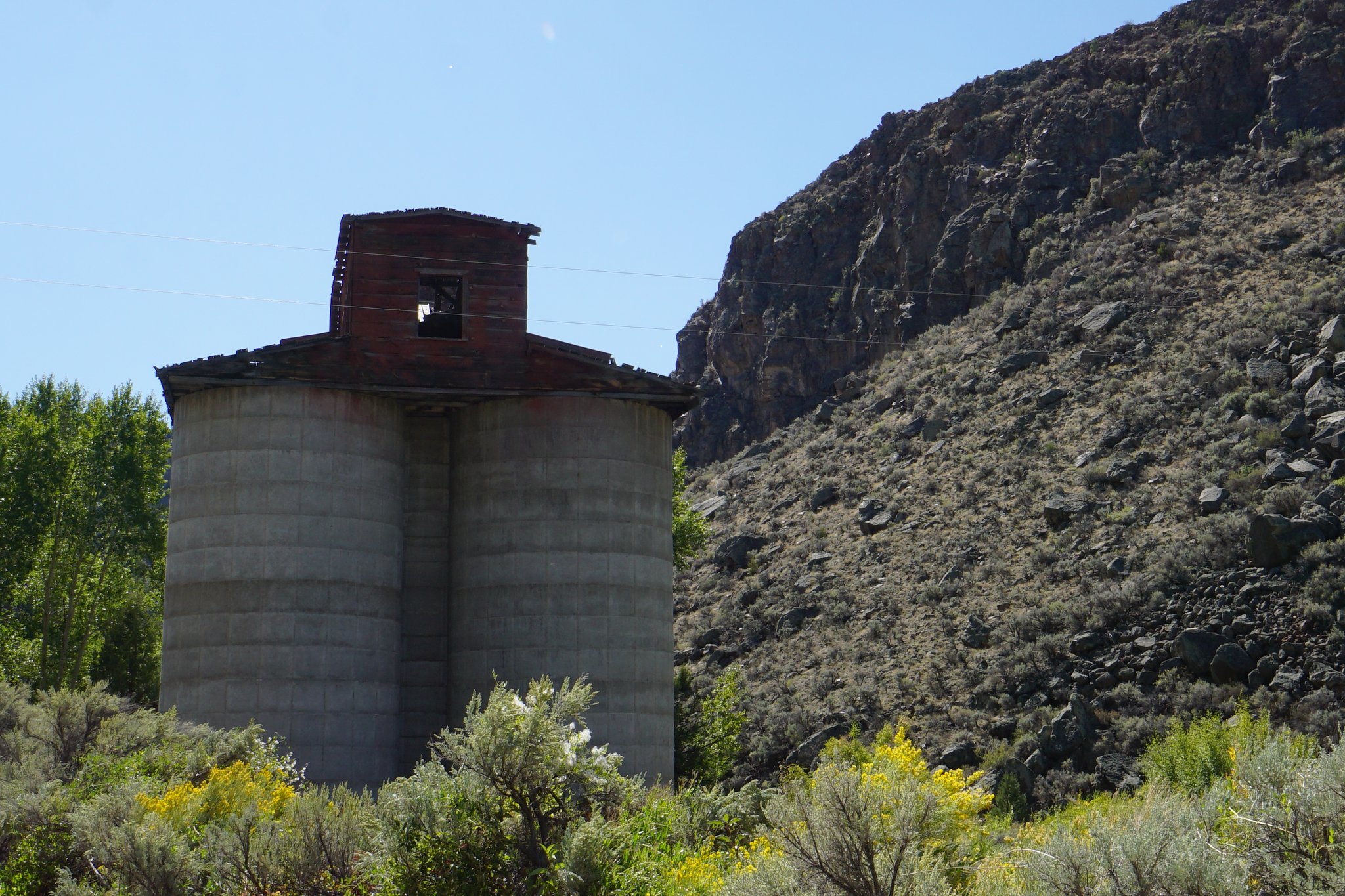 Grain Elevator Near Torrey Along US-24