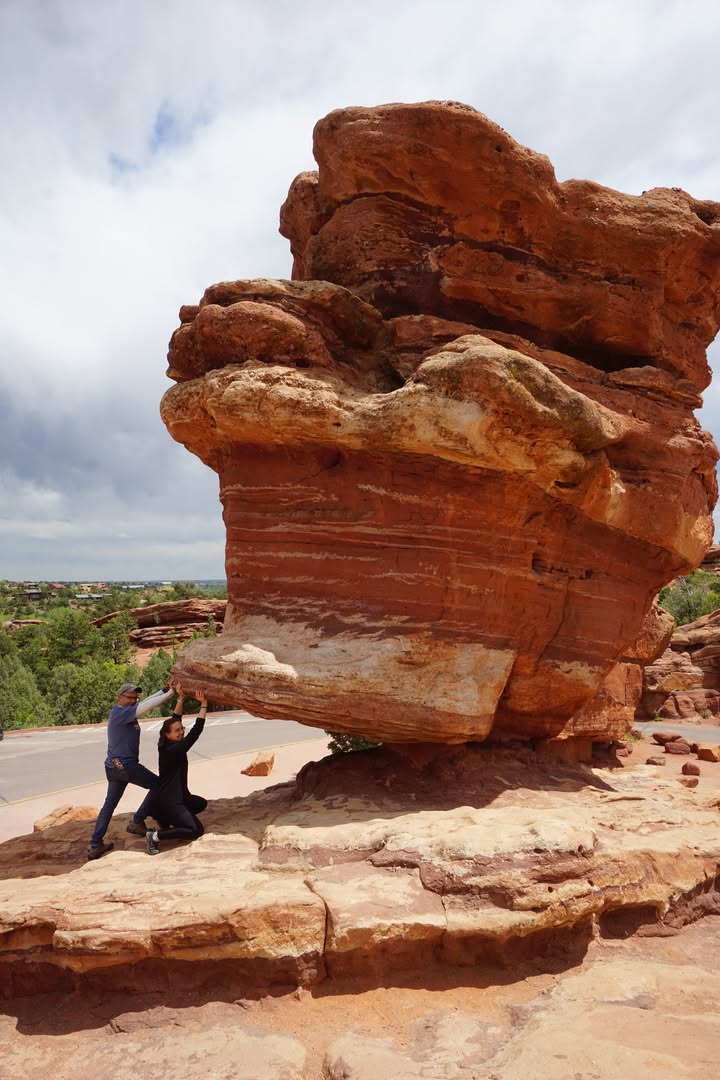 Balanced Rock at Garden of the Gods