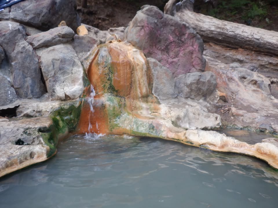 Umpqua Hot Springs