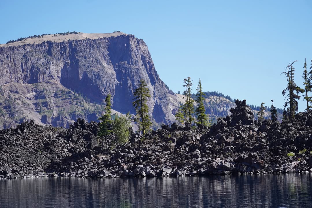 Wizard Island up close