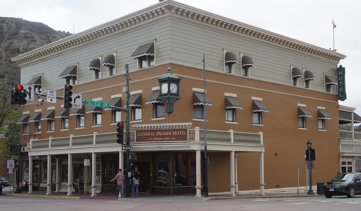 General Palmer Hotel