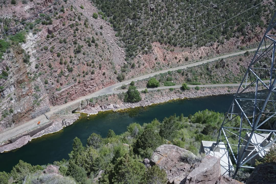 Flaming Gorge Dam Overlook
