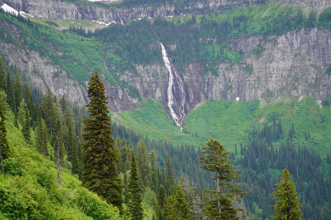 Bird Woman Falls along Going to the Sun Road