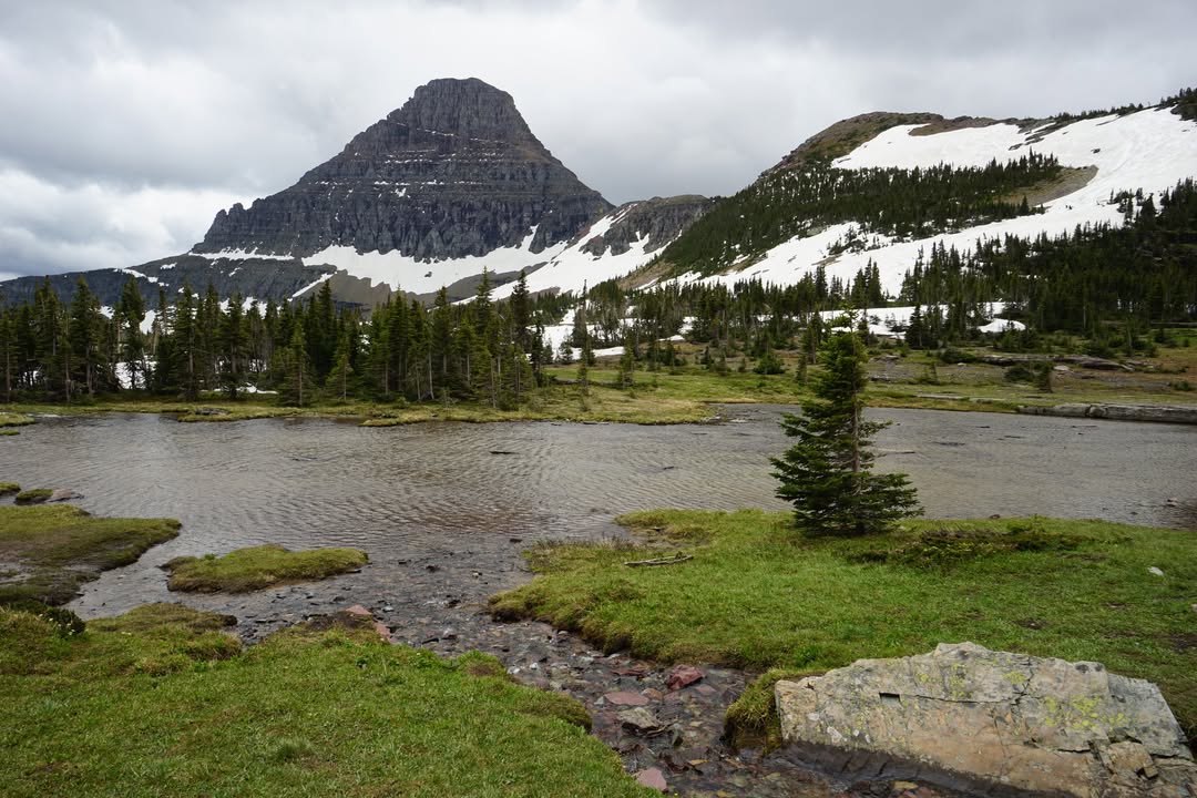 Hidden Lake Overlook Trail