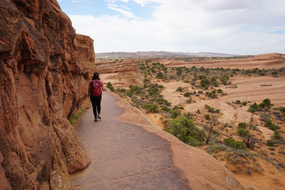 Delicate Arch Trail
