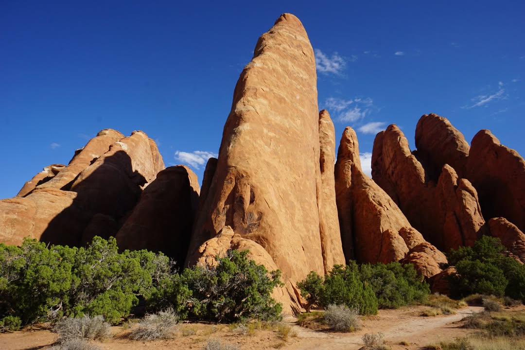Sand Dune Arch Trail