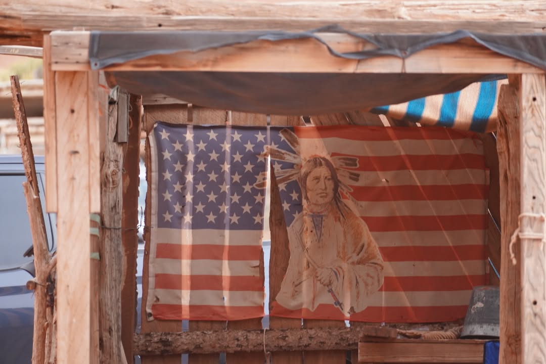 Guided tour Stop at a Native homestead