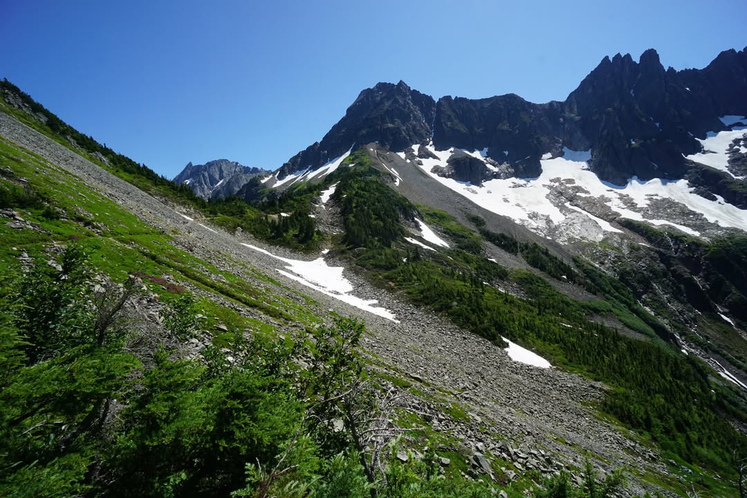 Cascade Pass Trail Views