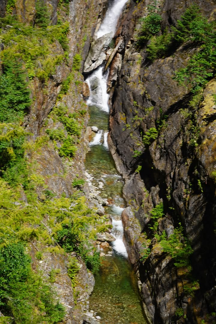 Colonial Creek Falls