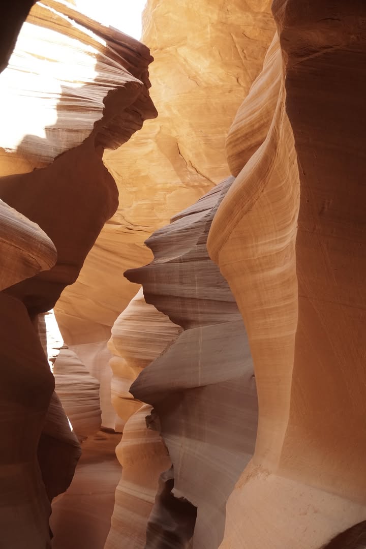 Lower Antelope Canyon