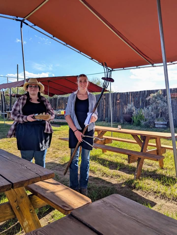 Pitchfork Fondue - serving steak on the pitchfork