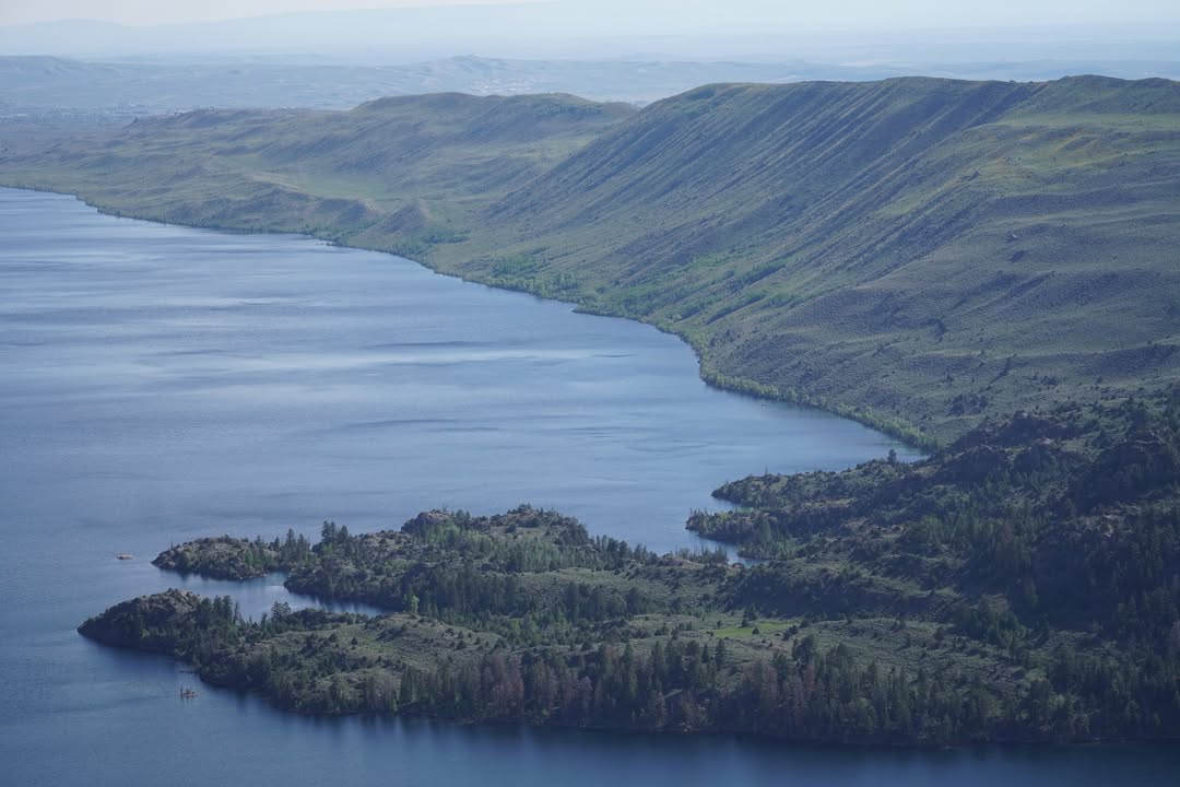 View of Fremont Lake from Skyline Drive pullout