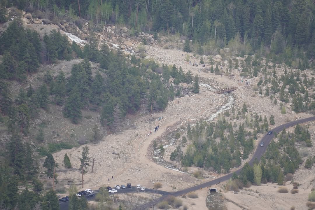Overview of Horseshoe Falls - Alluvial Fan Trail from Rainbow Curve