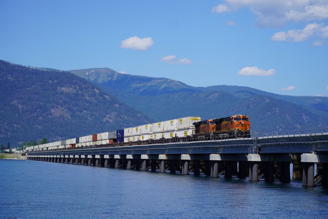Pend Oreille Boat Tour