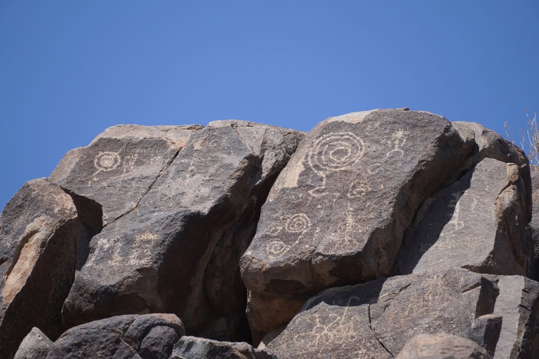 Signal Hill Petroglyphs