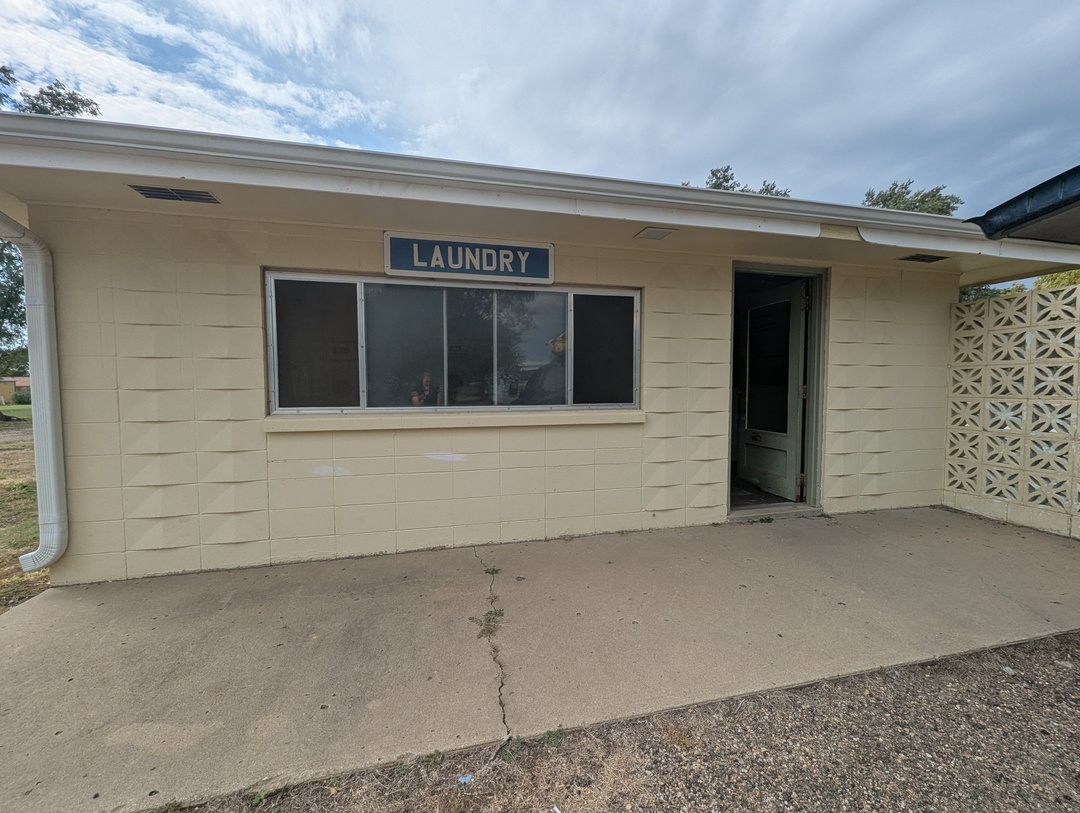 Lucas Laundromat