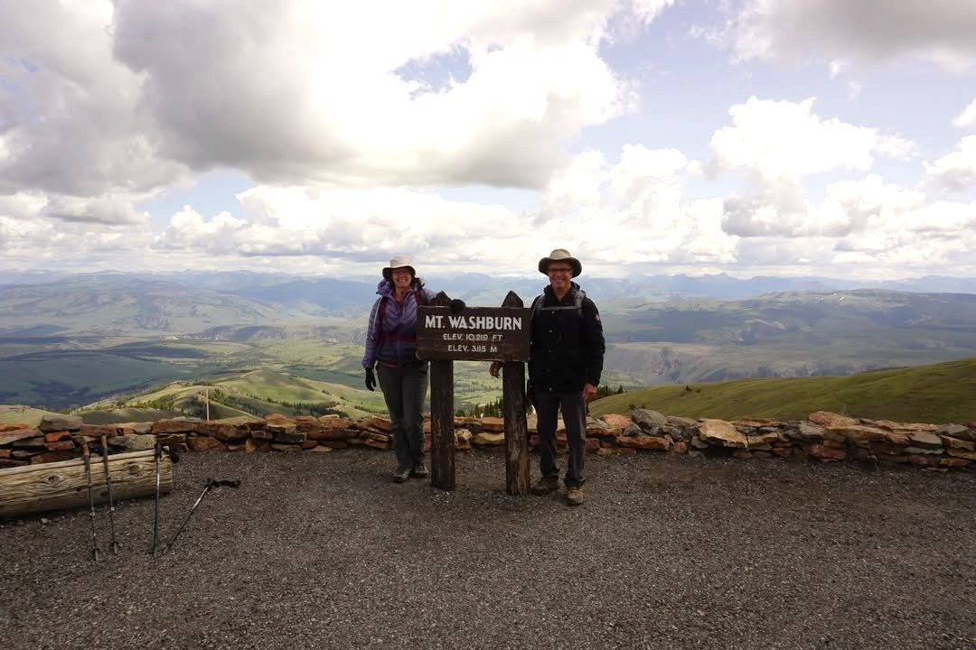 Mount Washburn Elevation Sign