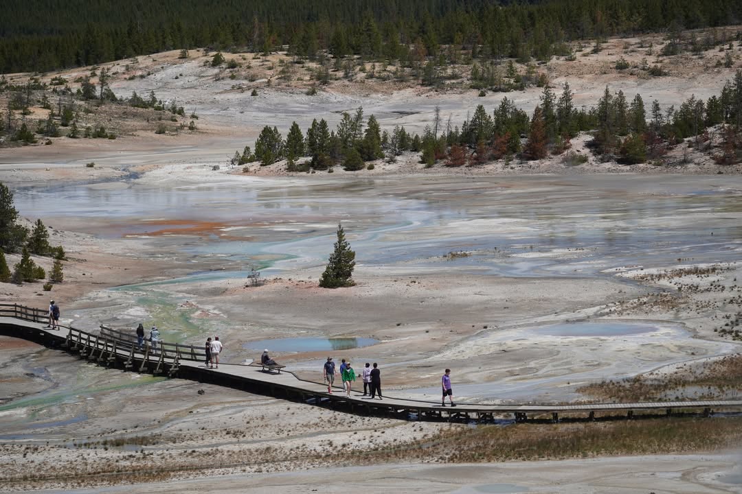 Porcelain Basin Trail